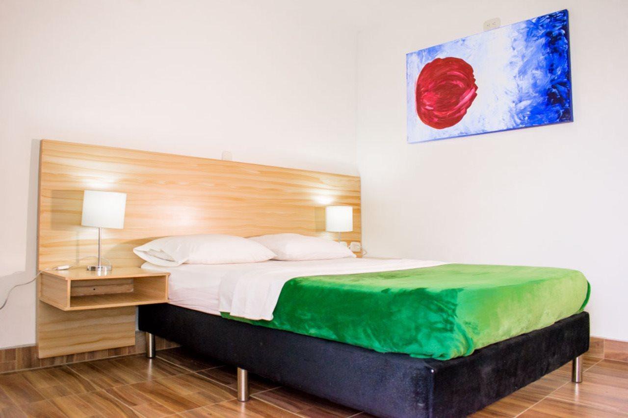 Hotel Berdez Нейва Экстерьер фото